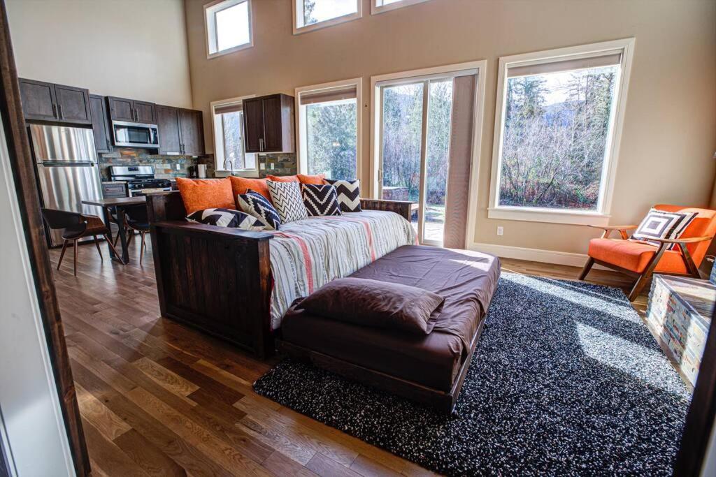 Newly Built Modern Chalet Duplex - 1 Mount Hood Village Exterior photo